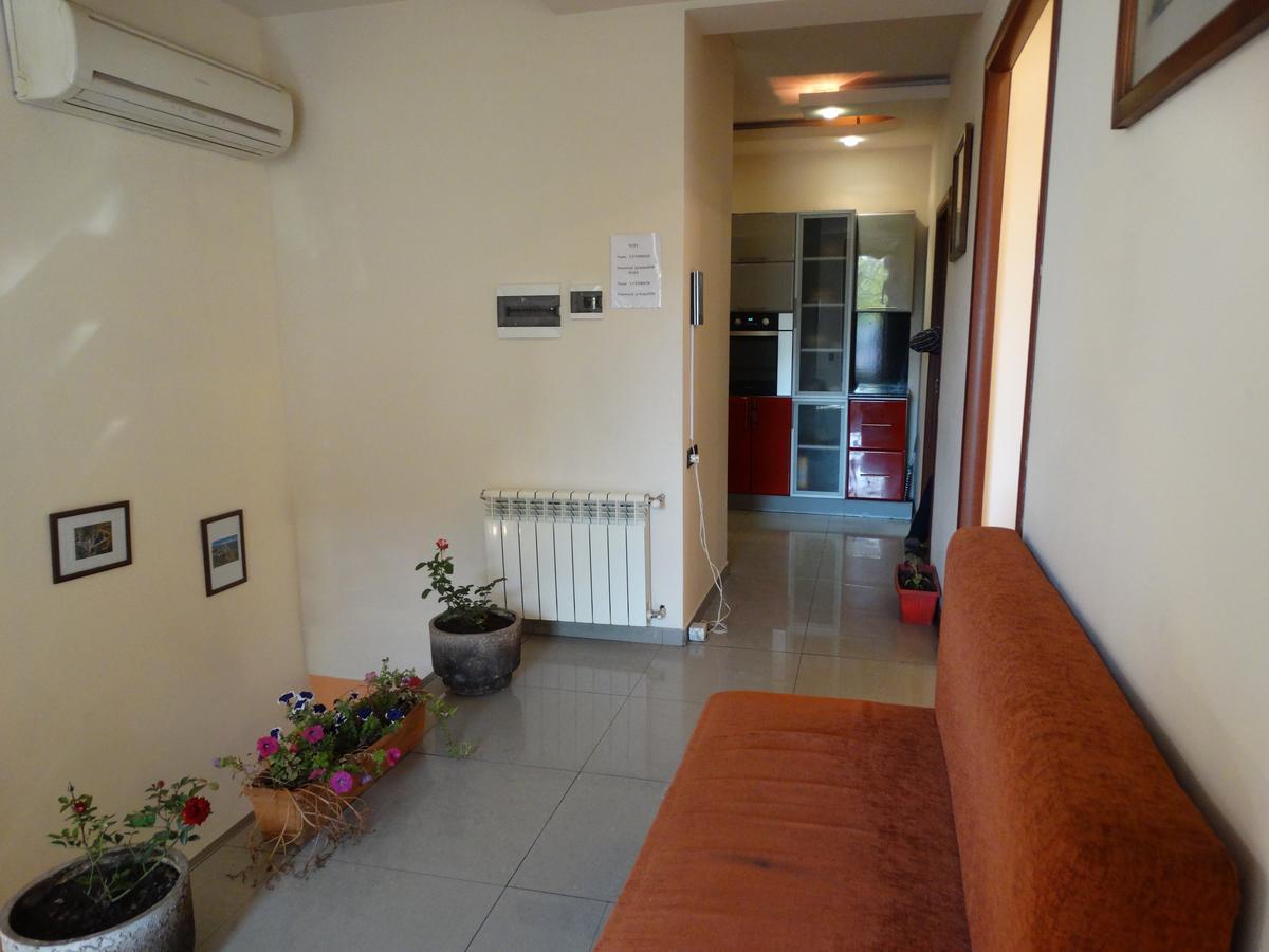 Destiny 1 Hostel Erivan Dış mekan fotoğraf